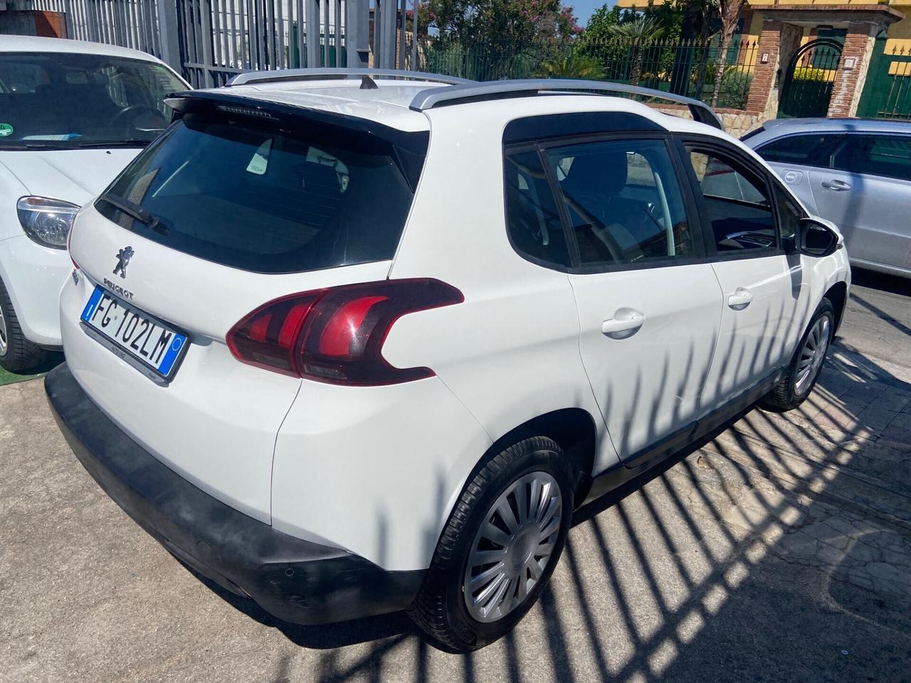 Peugeot 2008 PureTech 82 Access Benz/gpl