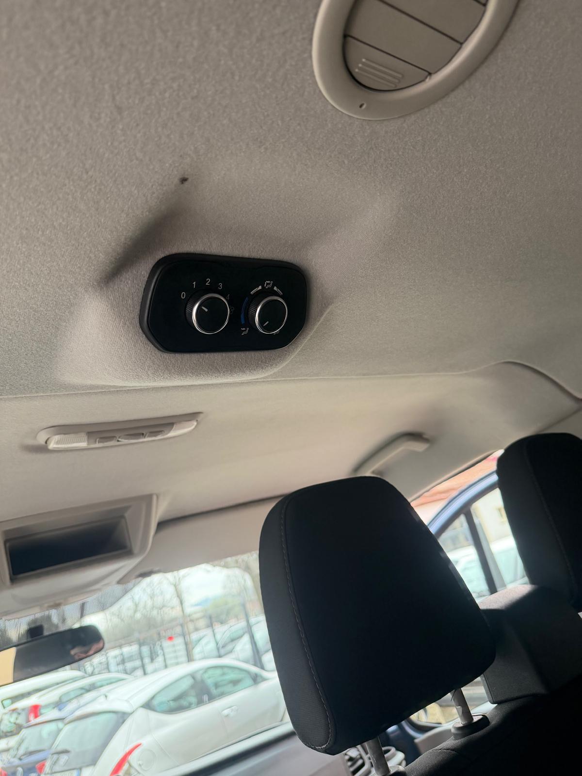 Ford Transit Custom 320 2.0 TDCi PC 9 posti Trend