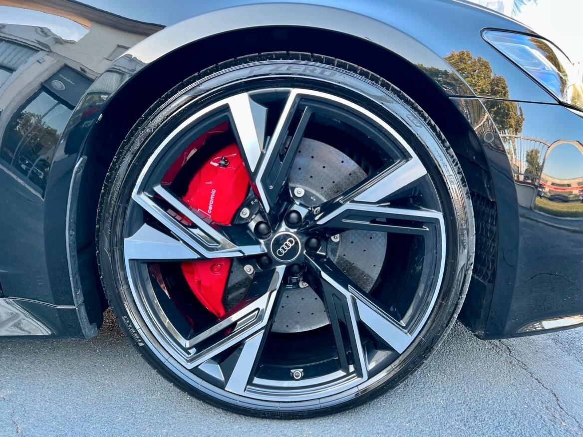 Audi RS6 RS 6 Avant 4.0 TFSI V8 quattro tiptronic