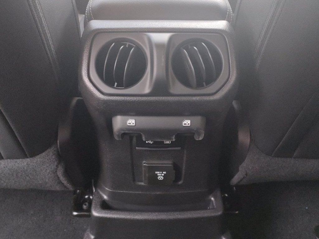 JEEP Wrangler 4 serie JEEP Unlimited 2.0 Turbo Sahara del 2019