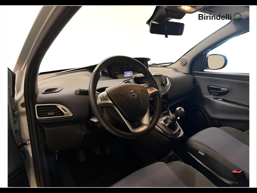 LANCIA Ypsilon 3ª serie - Ypsilon 1.0 FireFly 5 porte S&S Hybrid Silver