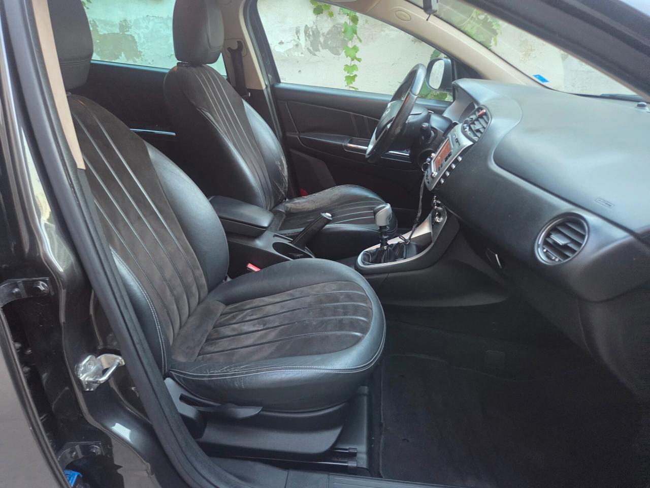 Lancia Delta 1.6 MJT DPF Platino