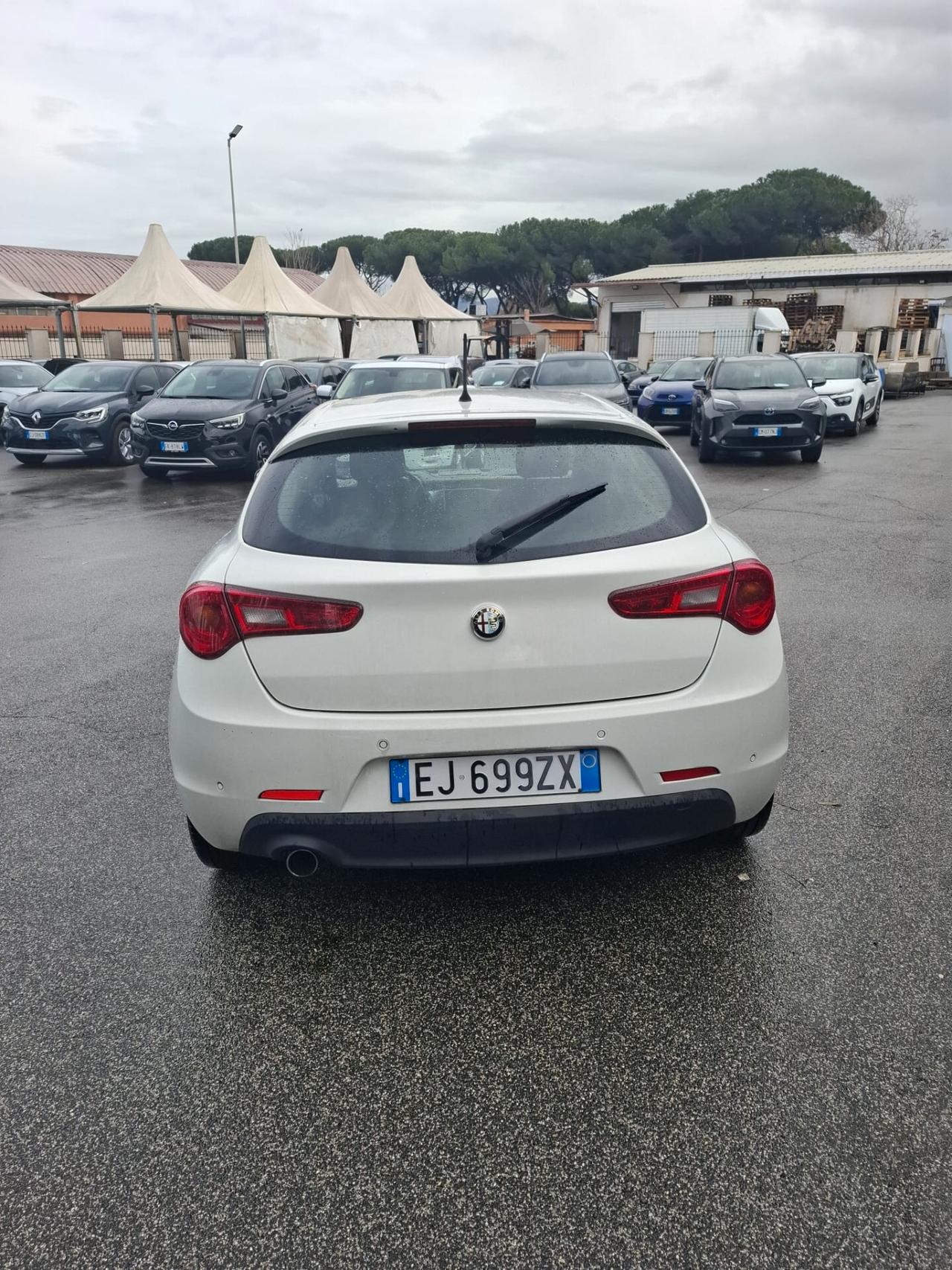 Alfa Romeo Giulietta 1.6 JTDm-2 105 CV Exclusive