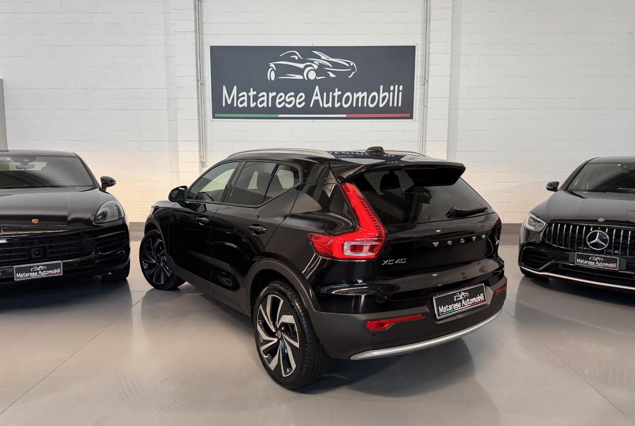 Volvo XC40 B3 MILD HYBRID CORE auto 2.0cc 163cv CarPlay Finanziabile