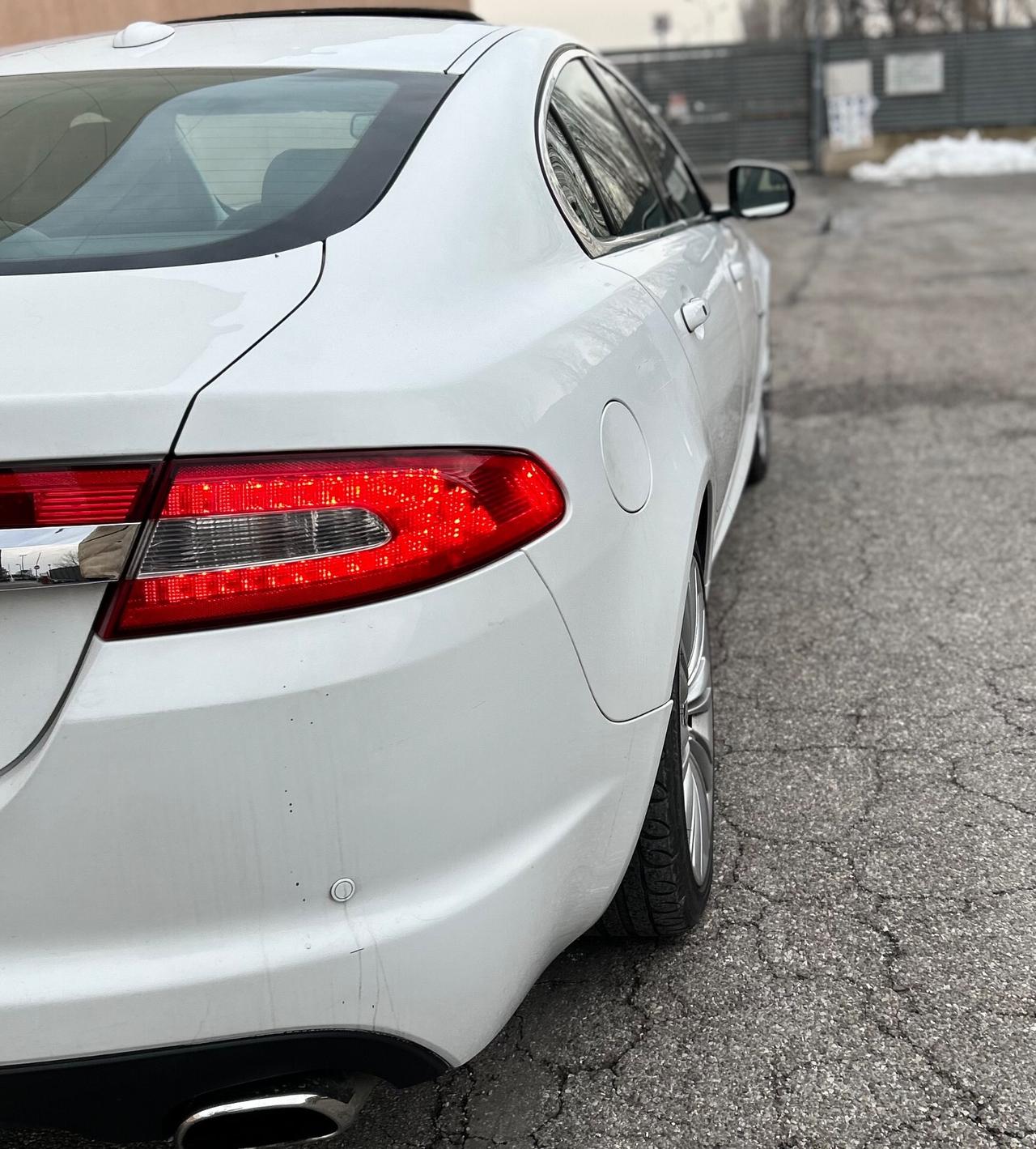 Jaguar XF 3.0 DS V6 Premium Luxury
