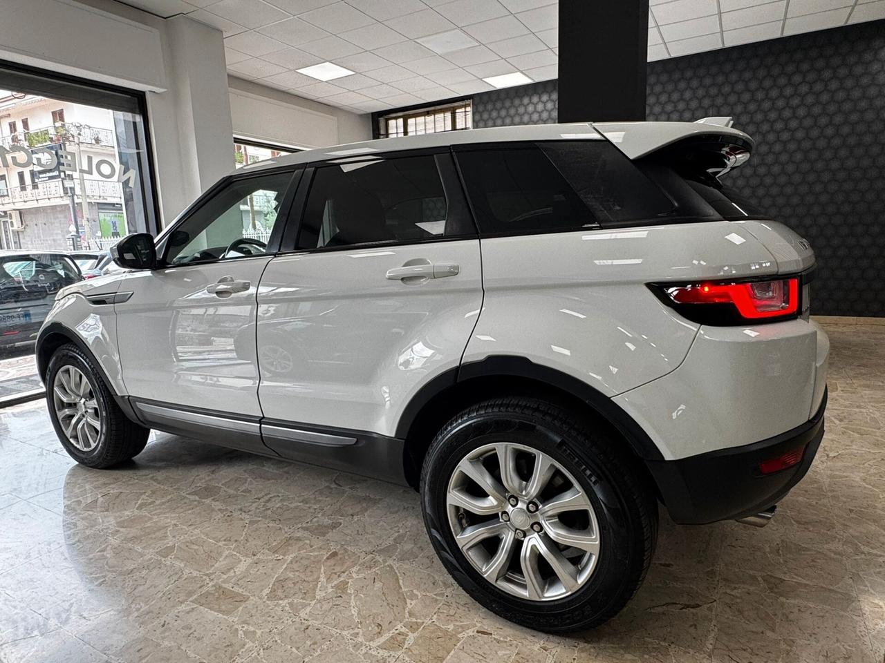 Land Rover Range Evoque 2.0 TD4 150 CV 5p. SE Dynamic