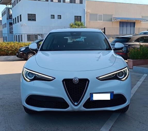 Alfa Romeo Stelvio 2.2 Turbodiesel 160 CV AT8 RWD Business