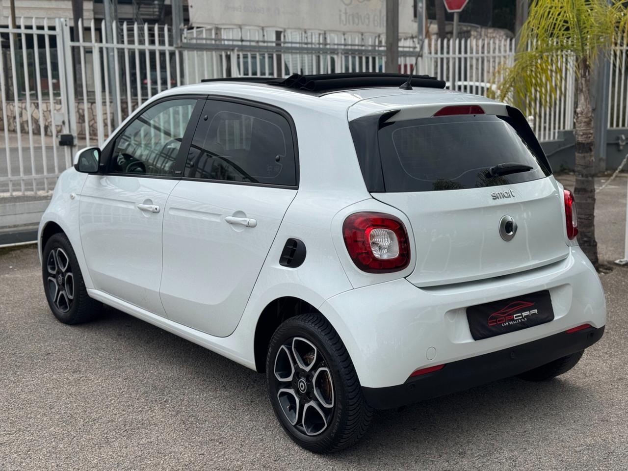 Smart ForFour 70 1.0 Passion LED NAV 2018
