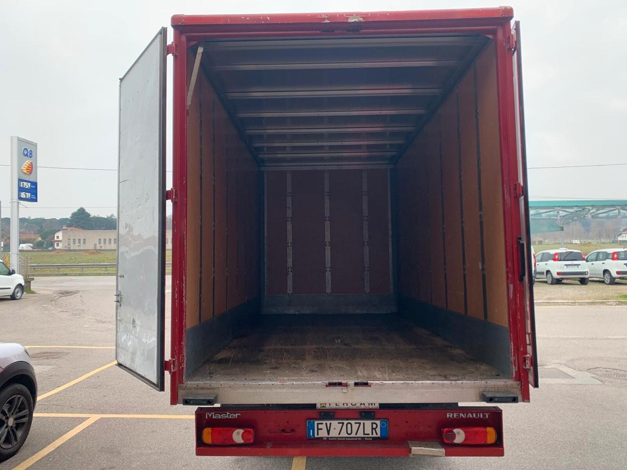 Renault Master T35 2.3 dCi/130 PM Cabinato