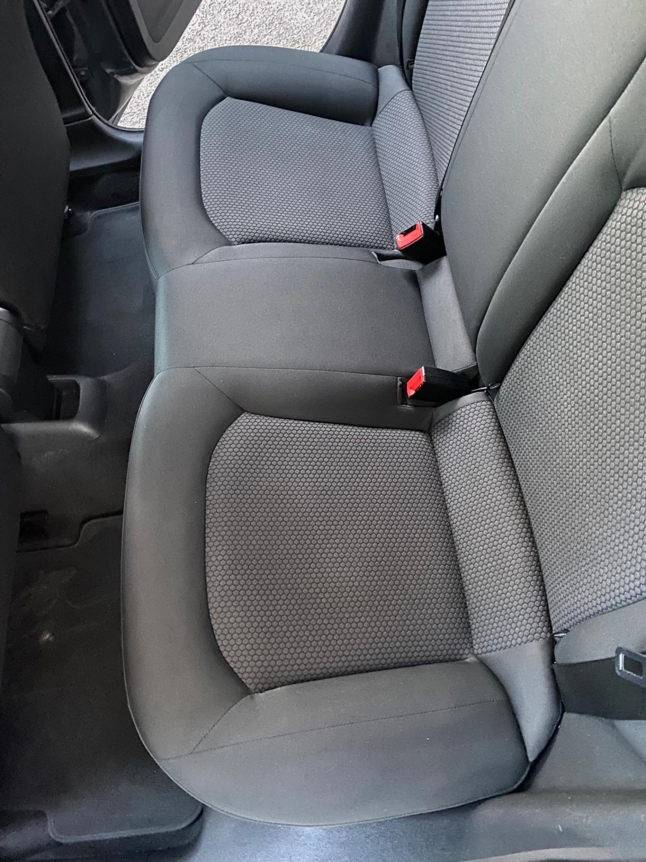 Audi A1 SPB 1.4 TDI 90cv S Line