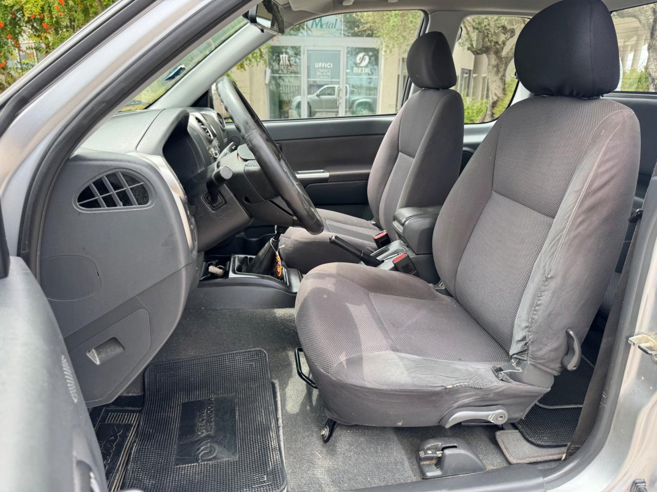 Isuzu D-Max 2.5 TD Space Cab 4WD Pick-up LS EU4