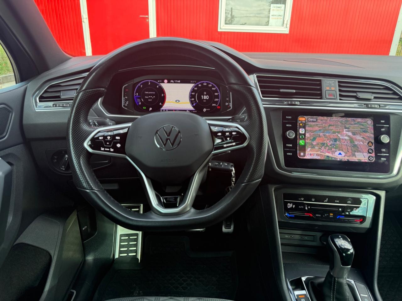 Volkswagen Tiguan R-Line 2.0 TDI 150 CV DSG