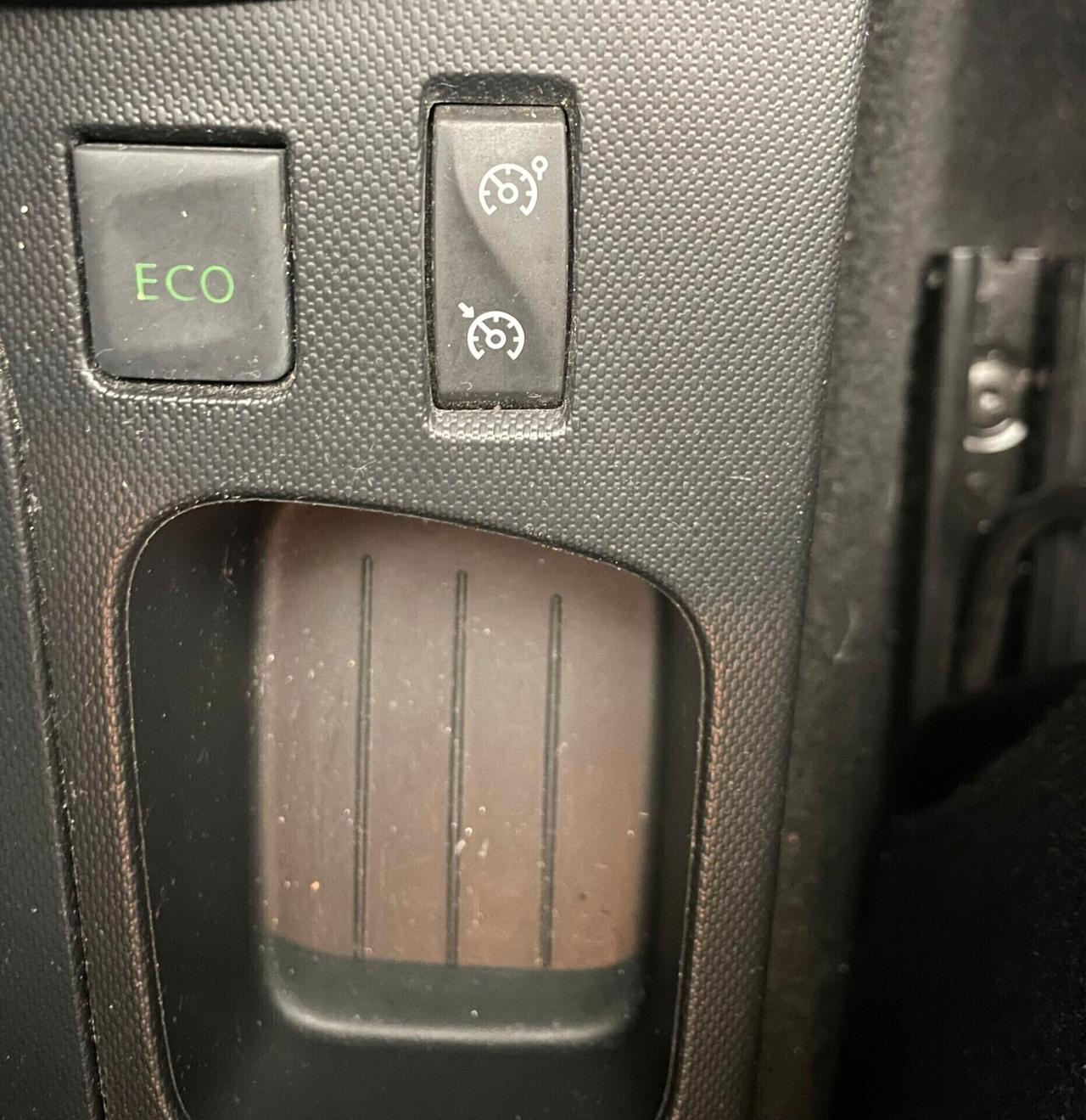 RENAULT CAPTUR 1.5 DCI 90 CV 98.000 KM