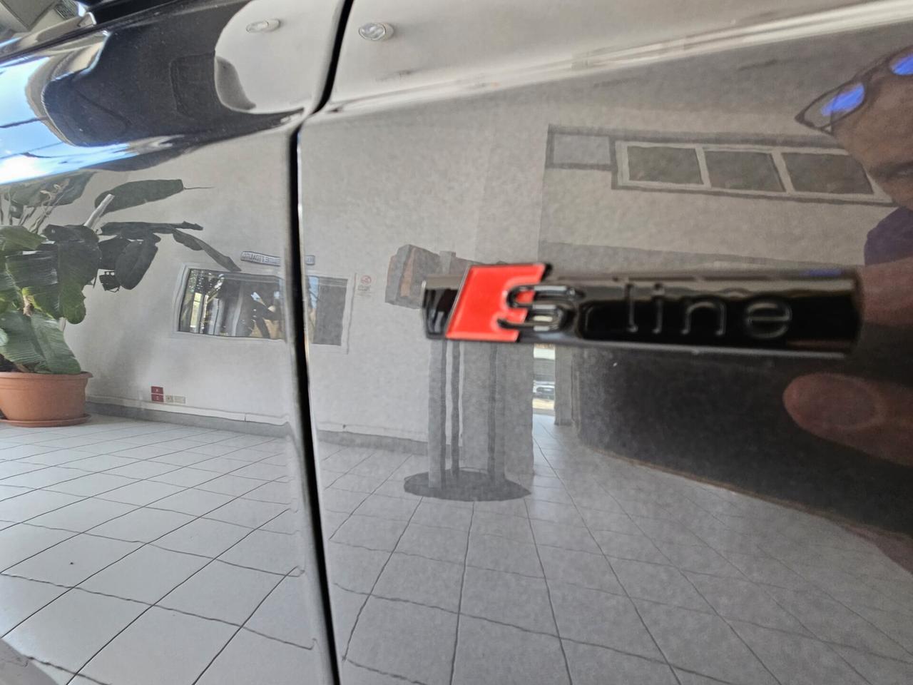 Audi Q3 2.0 TDI 184 CV S tronic quattro S-Line Competition