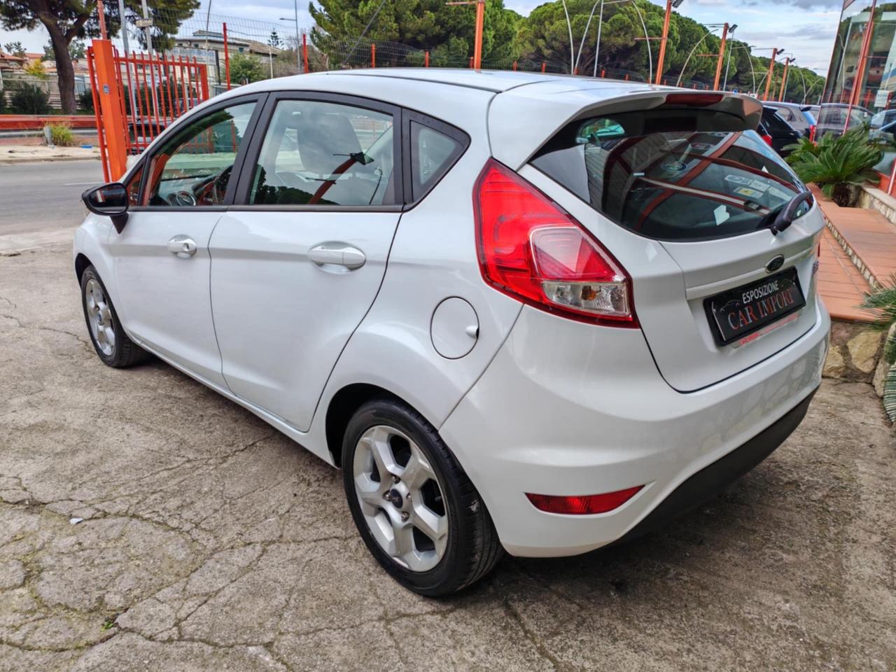 Ford Fiesta 1.5 diesel 10/2015 Cv75 NEOPATENTATI