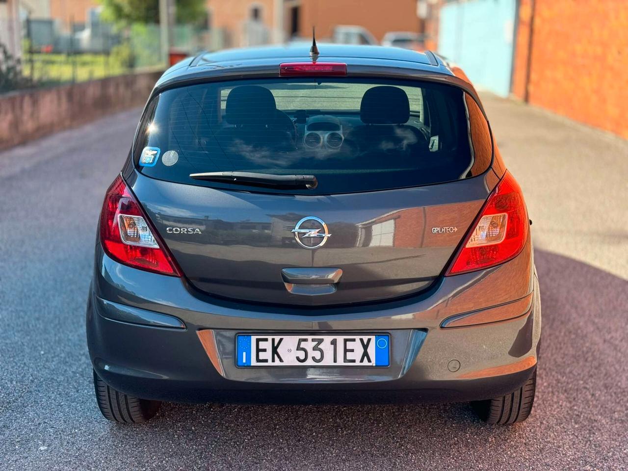 Opel Corsa 1.2 85CV 5 porte GPL-TECH Elective