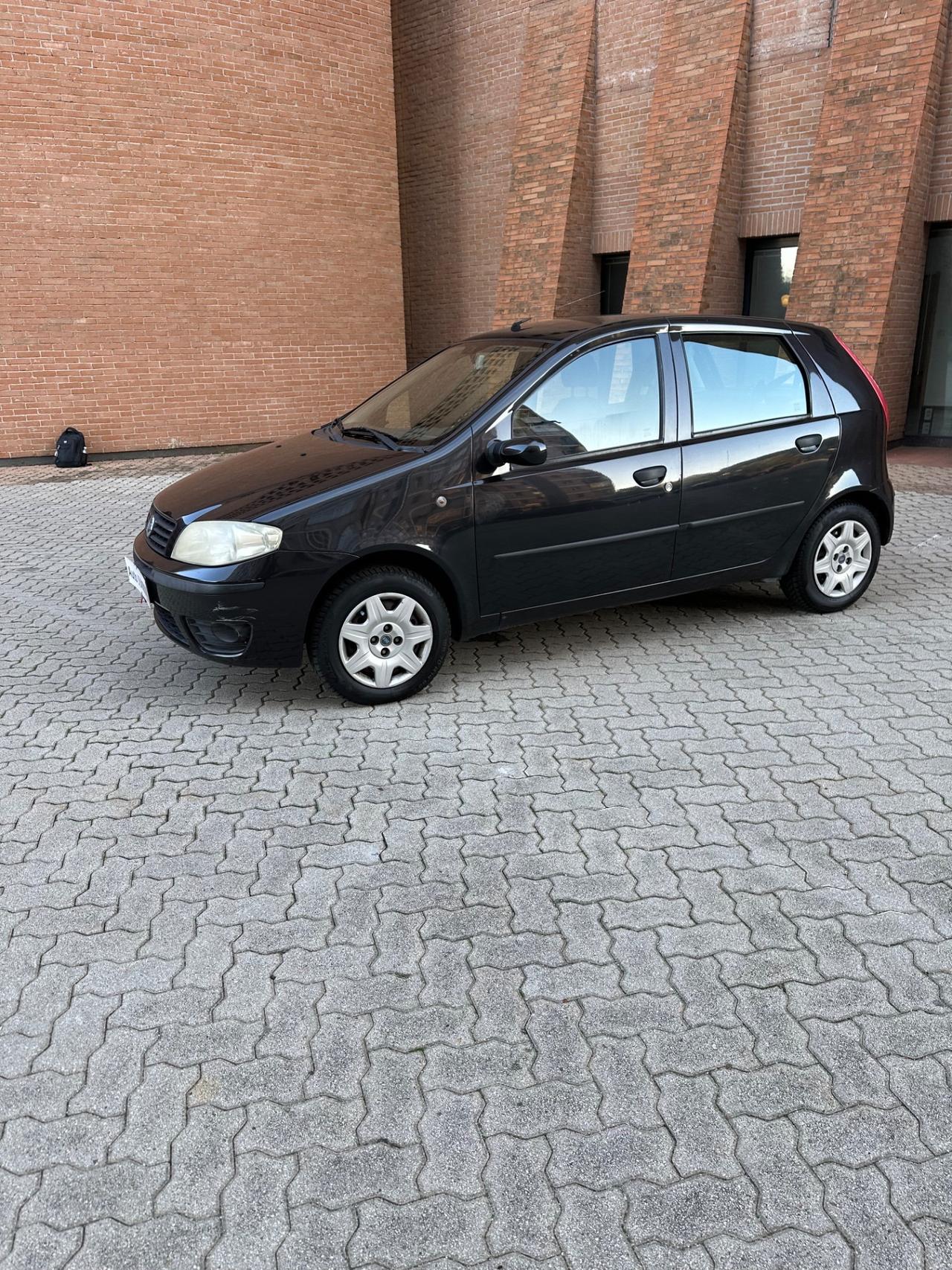Fiat Punto 1.2i cat 5 porte ELX