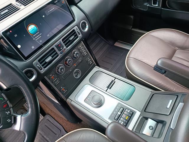 LAND ROVER Range Rover 4.4 TDV8 HSE