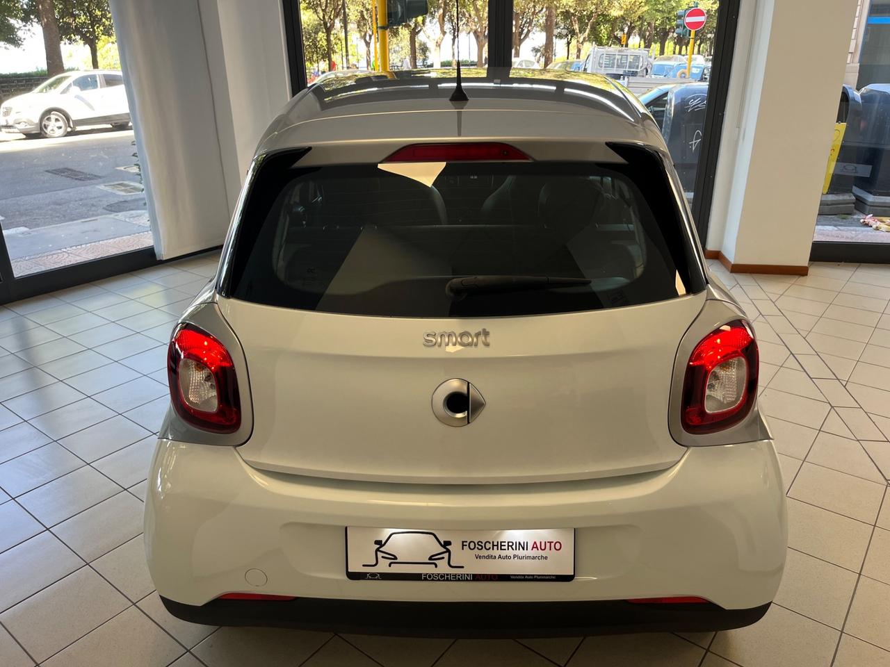 Smart ForFour 70 1.0 Prime pelle/navigatore/led!!