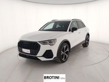 Audi Q3 35 TDI S tronic Identity Black