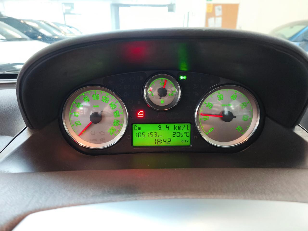 Lancia Ypsilon 1.4 Oro Bianco