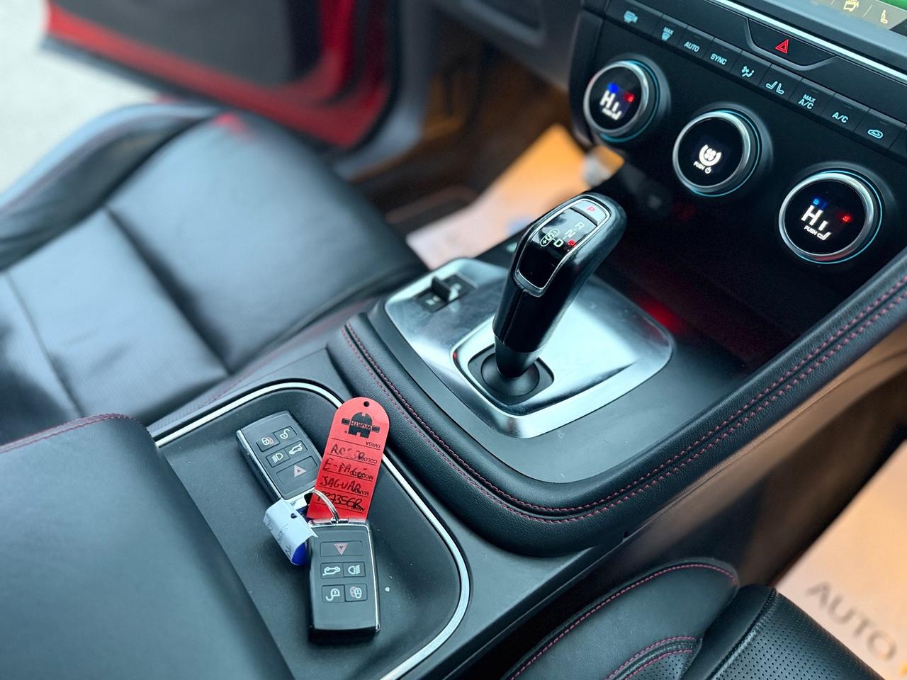 Jaguar E-Pace 2.0D 180 CV AWD R-Dynamic S