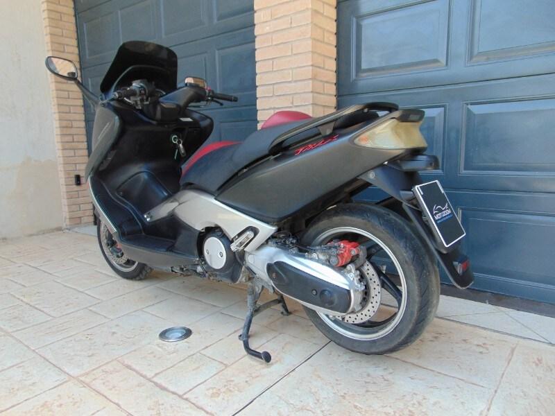 Yamaha T Max