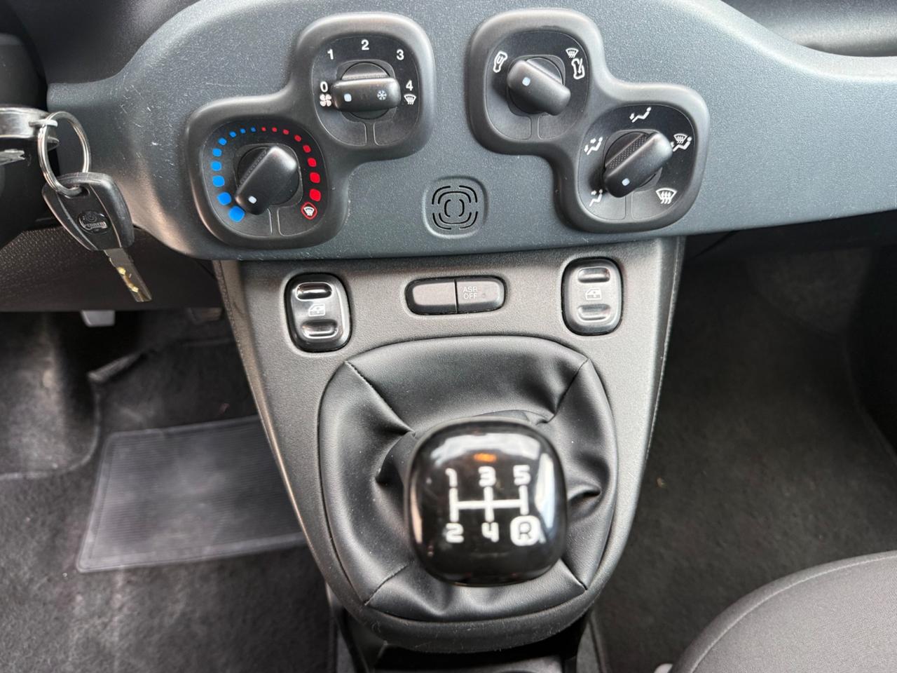 Fiat Panda 1.3 MJT 80 CV Lounge 2018