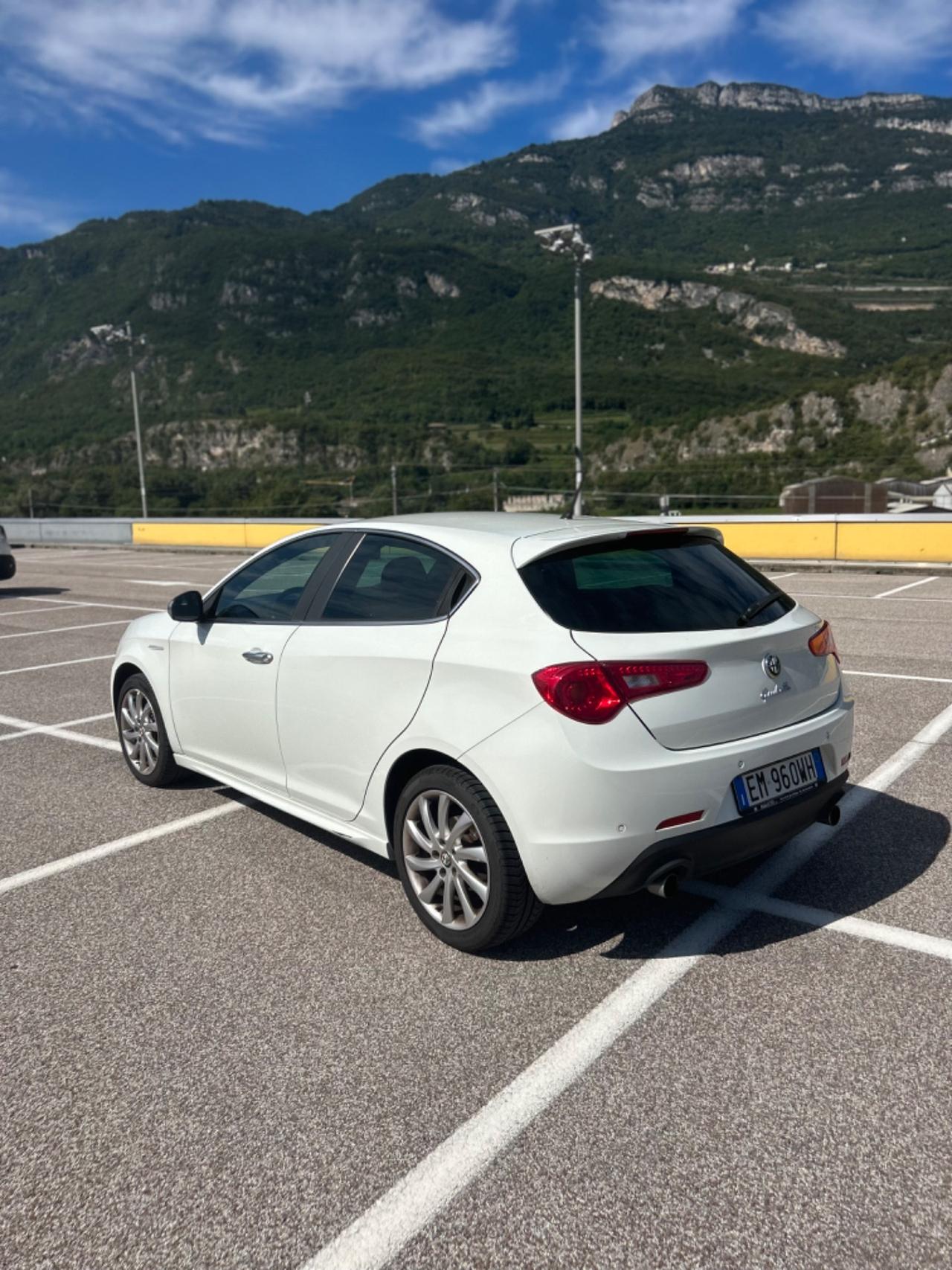 Alfa Romeo Giulietta 2.0 JTDm-2 170 CV Distinctive