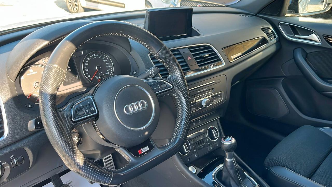Audi Q3 2.0 TDI 150 CV S line Edition