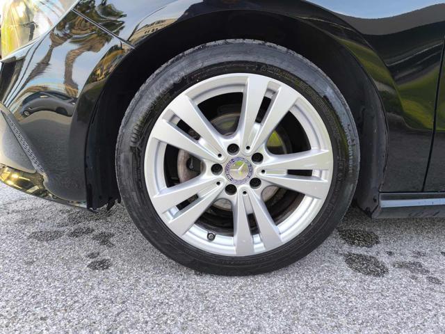 MERCEDES-BENZ A 180 d Premium NEOPATENTATI