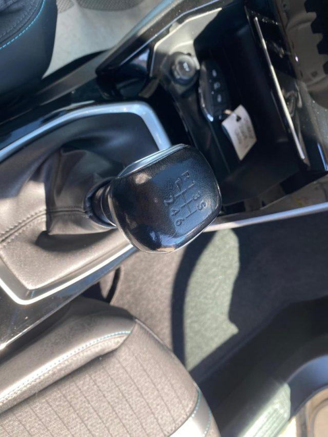 PEUGEOT 2008 130CV Allure Pack UNICO PROPRIETARIO GOMME NUOVE