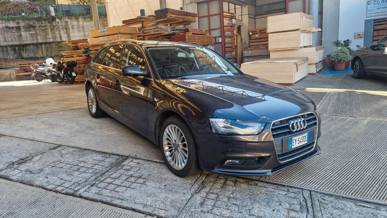 Audi A4 Avant 2.0 TDI 177CV mult. Business