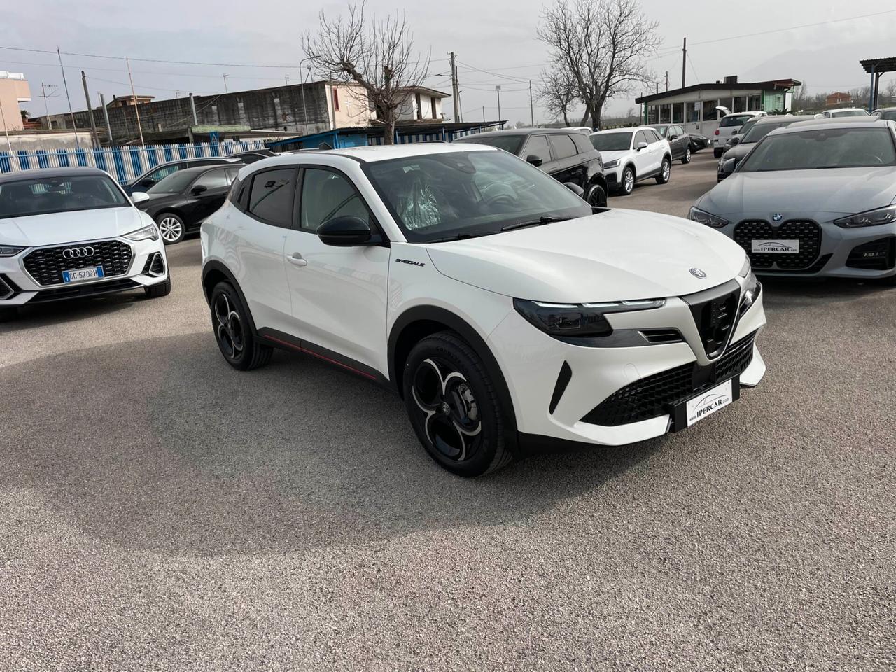 Alfa Romeo Altro JUNIOR 1.2 IBRIDA SPECIALE EDCT6
