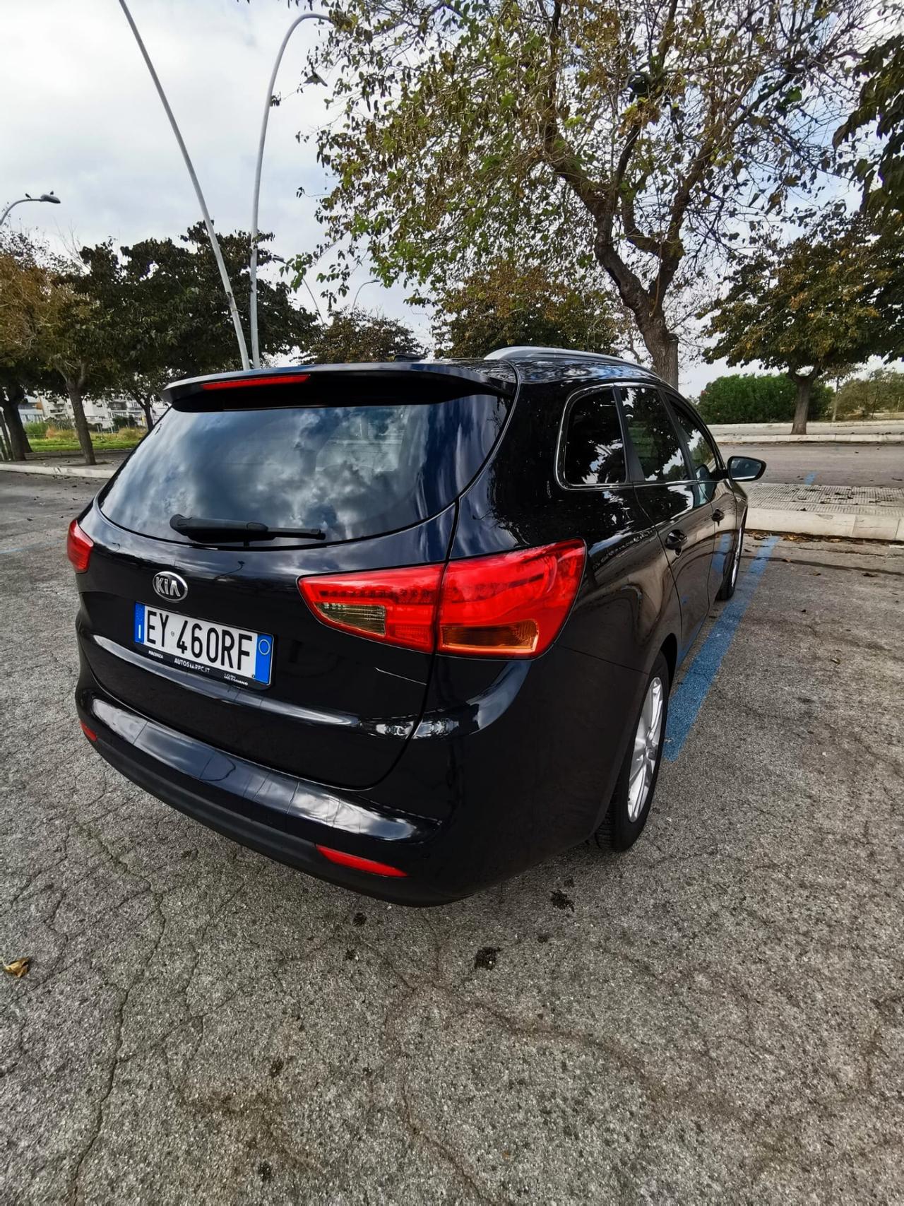 Kia Ceed Sportswagon cee'd 1.6 CRDi 128 CV SW Stop&Go high tech