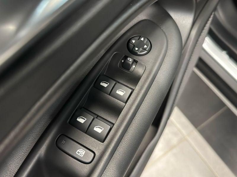 Jeep Avenger 1.2 Turbo 100 CV Altitude - PROMO