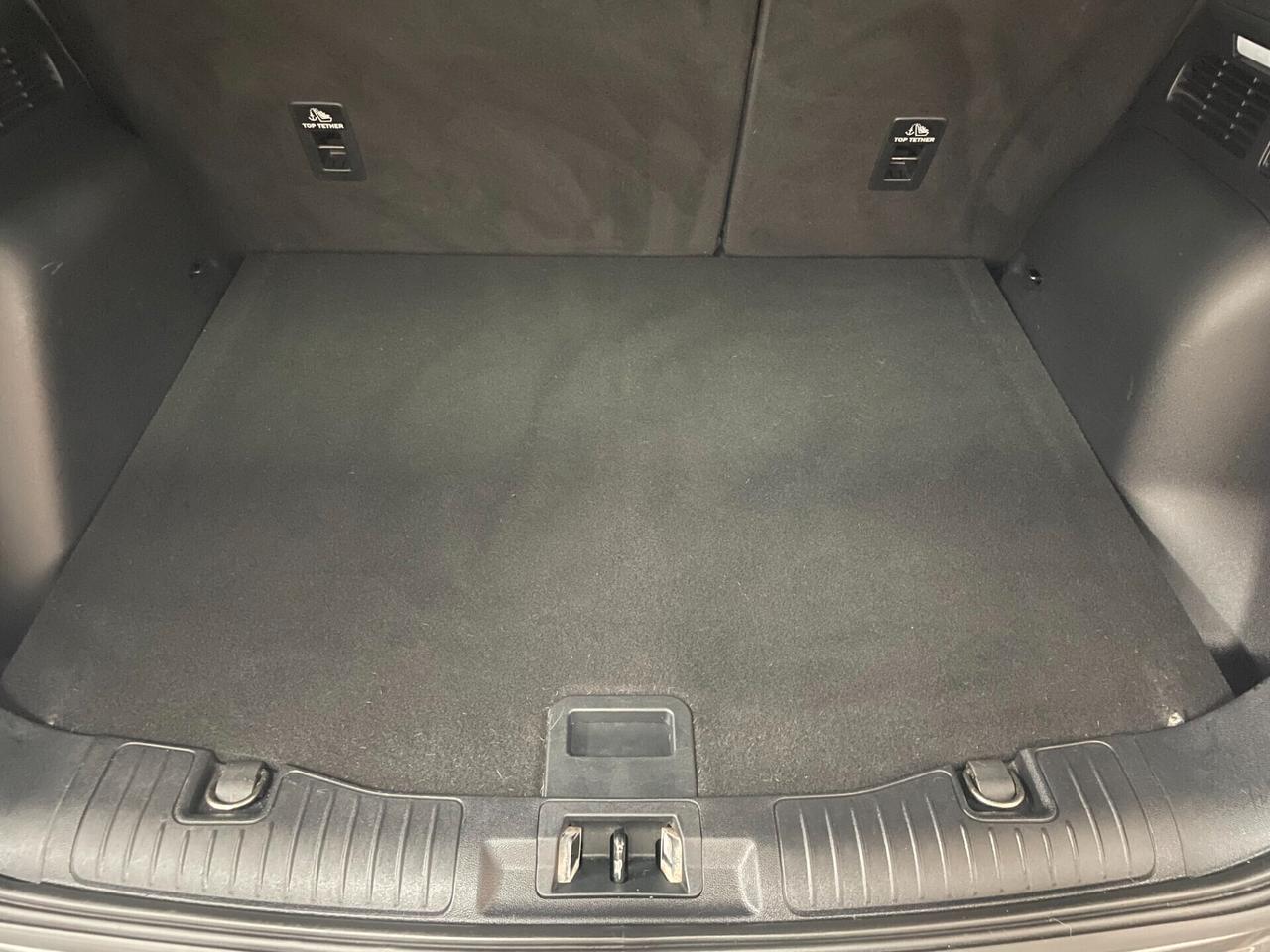 Ford Kuga ST-Line / 2.5 Full Hybrid 190 CV / 2022 / Full Optional