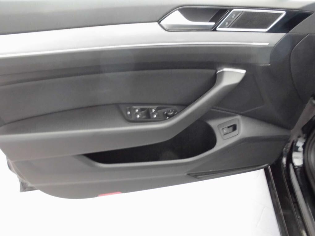 Volkswagen Passat Variant 2.0 TDI SCR EVO DSG Business