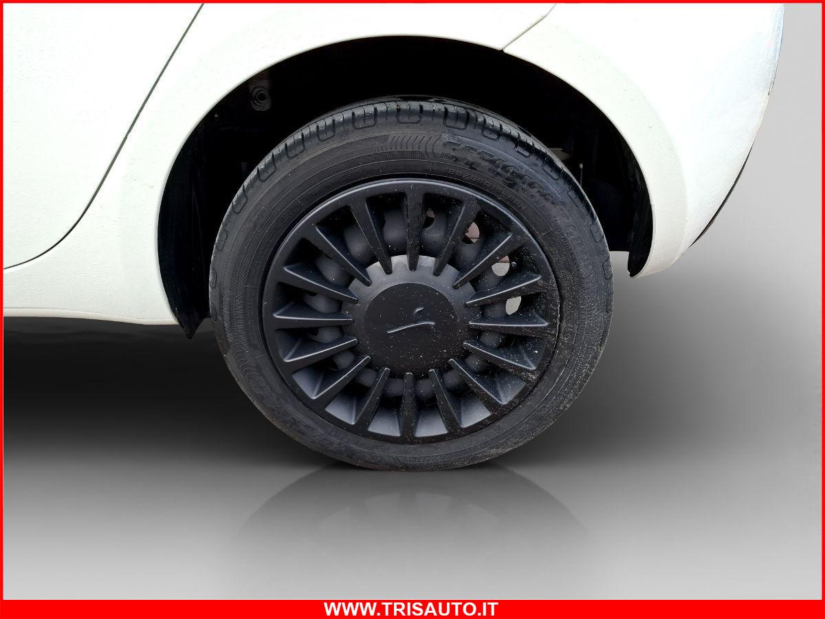 LANCIA Ypsilon 1.0 Hybrid Silver NEOPATENTATI