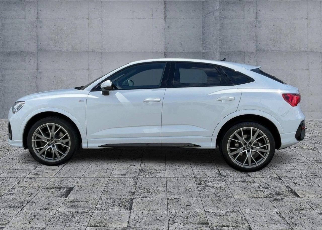 Audi Q3 35 TFSI S tronic S line edition 200cv Matrix Sonos
