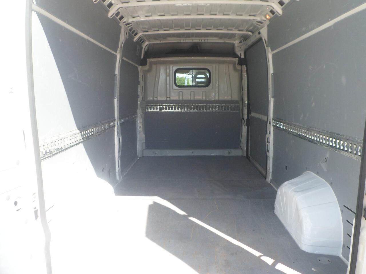 Fiat Ducato furgone lungo