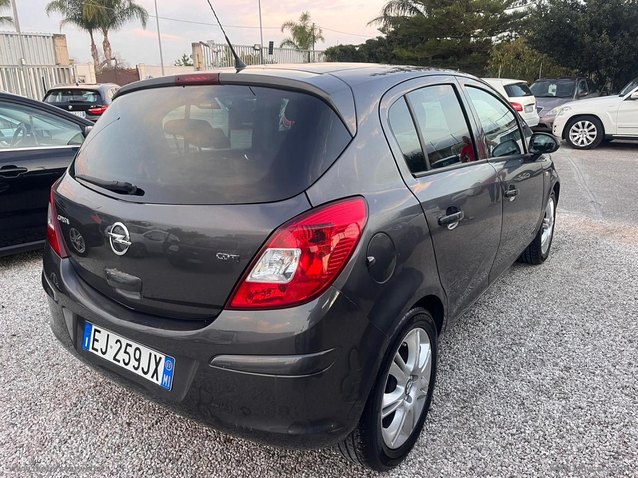 OPEL Corsa 1.3 CDTI 95 CV 5p. Edition