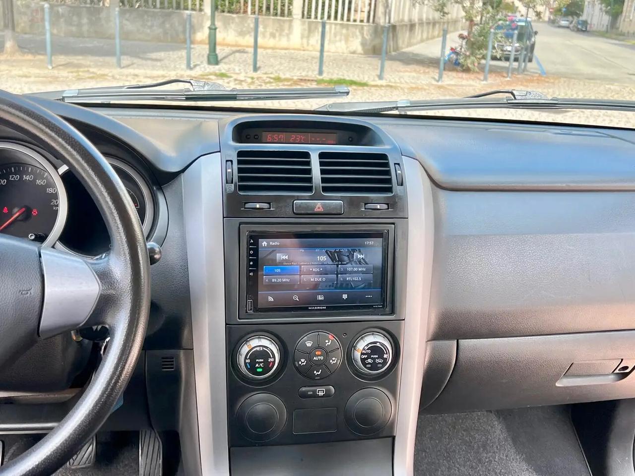 Suzuki Grand Vitara 3Porte 1.6 VVT 16V 106cv GPL