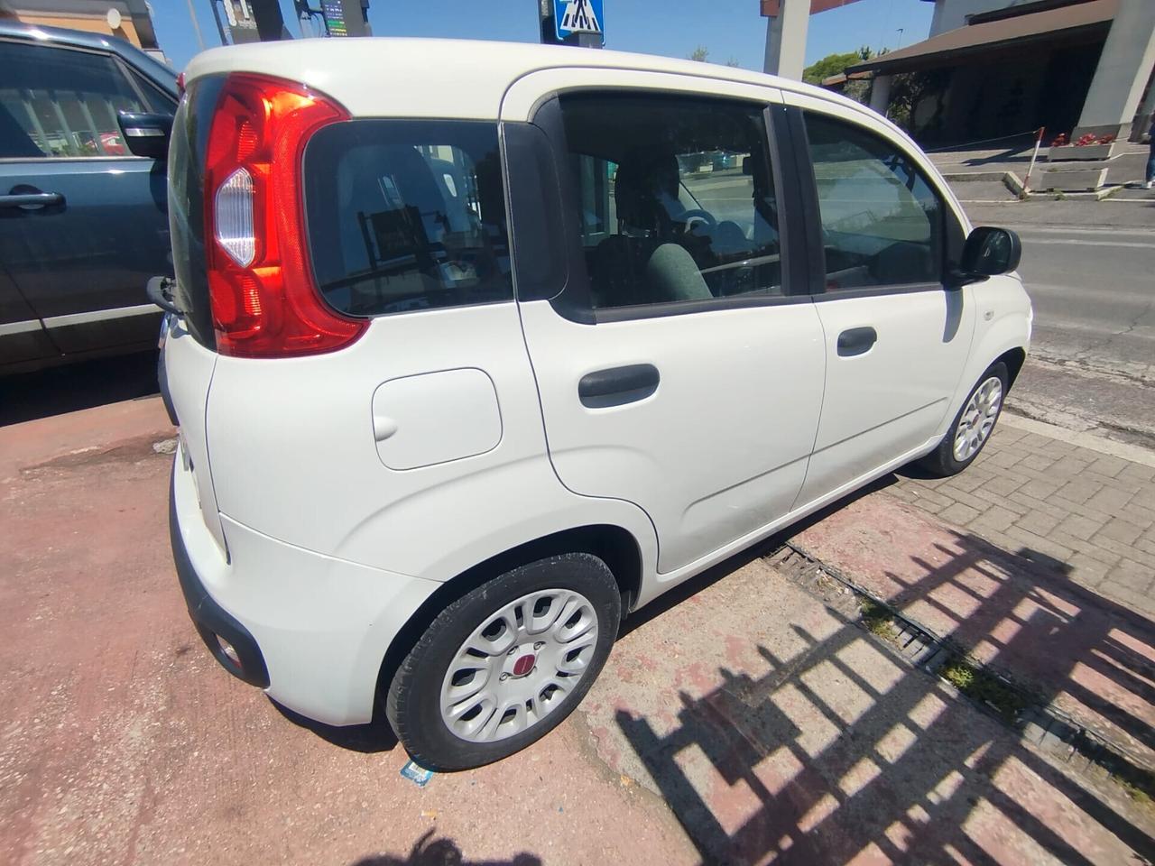 FIAT PANDA 1.0 HYBRID *PREZZO VERO* UNIPRO- 5 POSTI