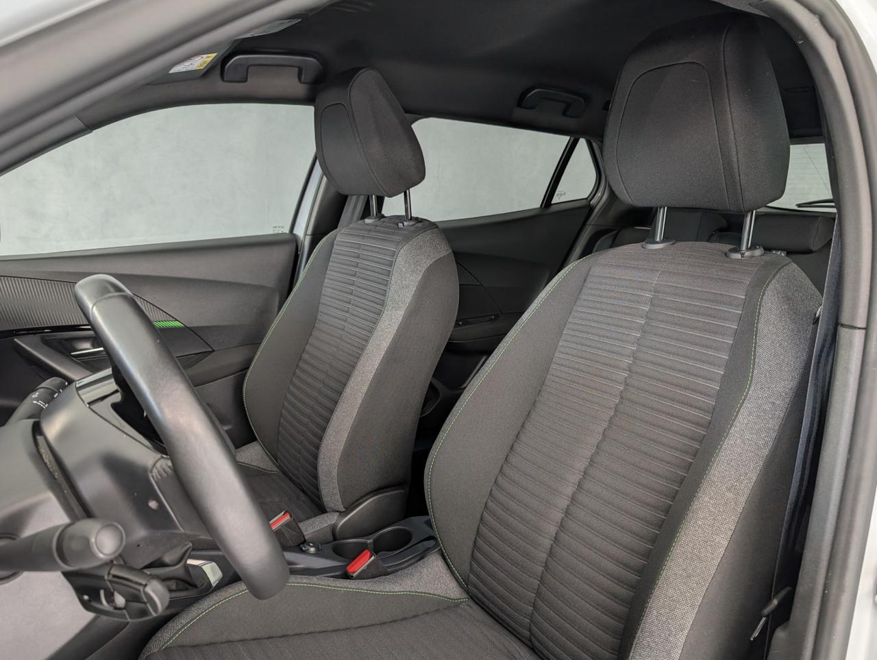 Peugeot 2008 1.2 puretech 100cv Active Restyling