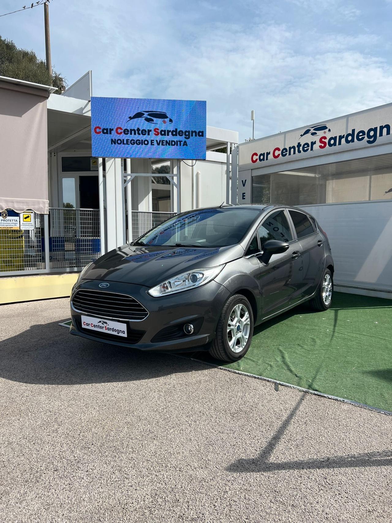 Ford Fiesta 1.5 TDCi 75CV 5 porte Titanium