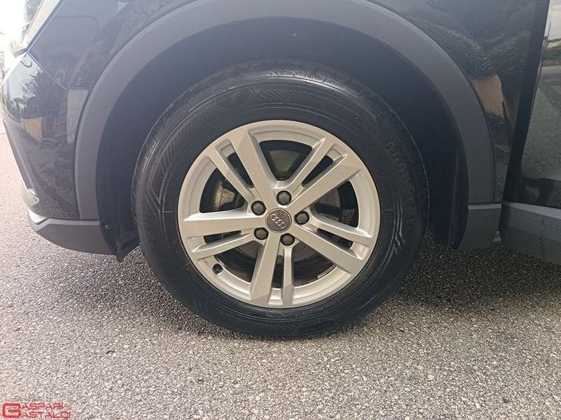 Audi Q3 35 TDI S tronic Business