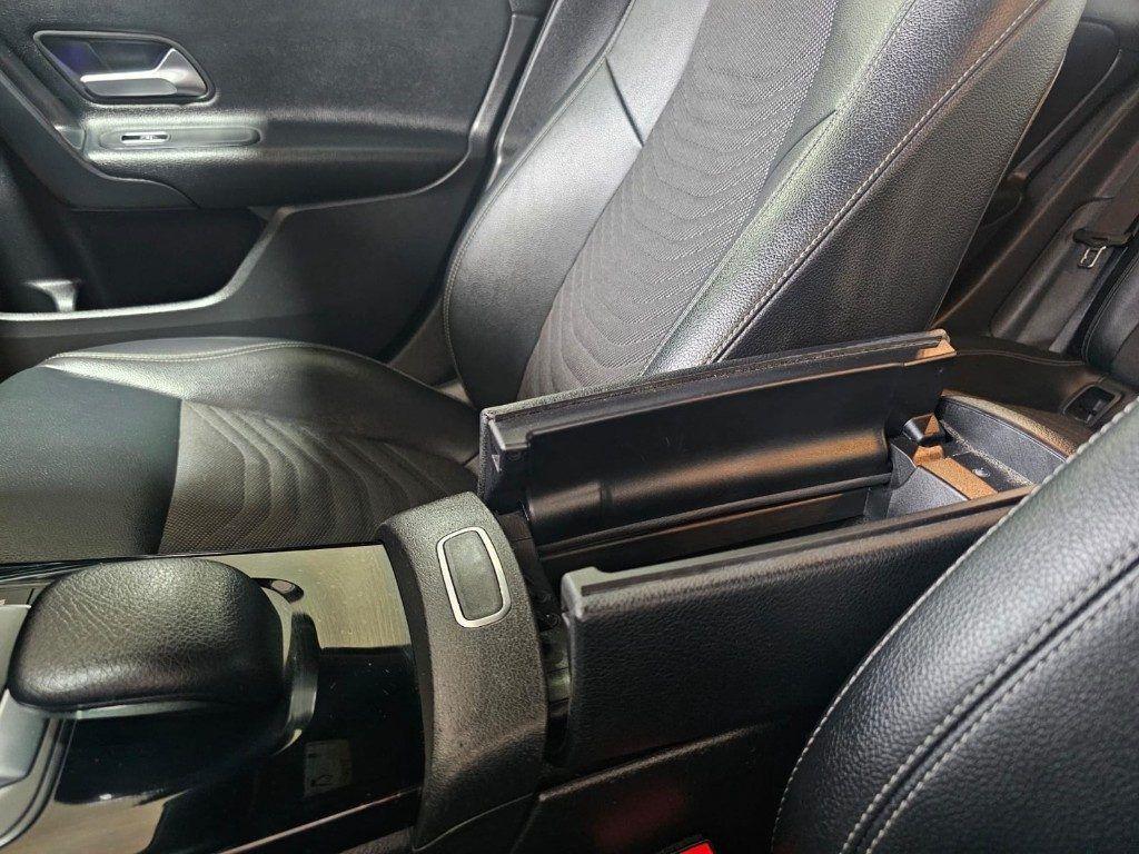 Mercedes-Benz A 180 d Automatic Business Luci Ambient