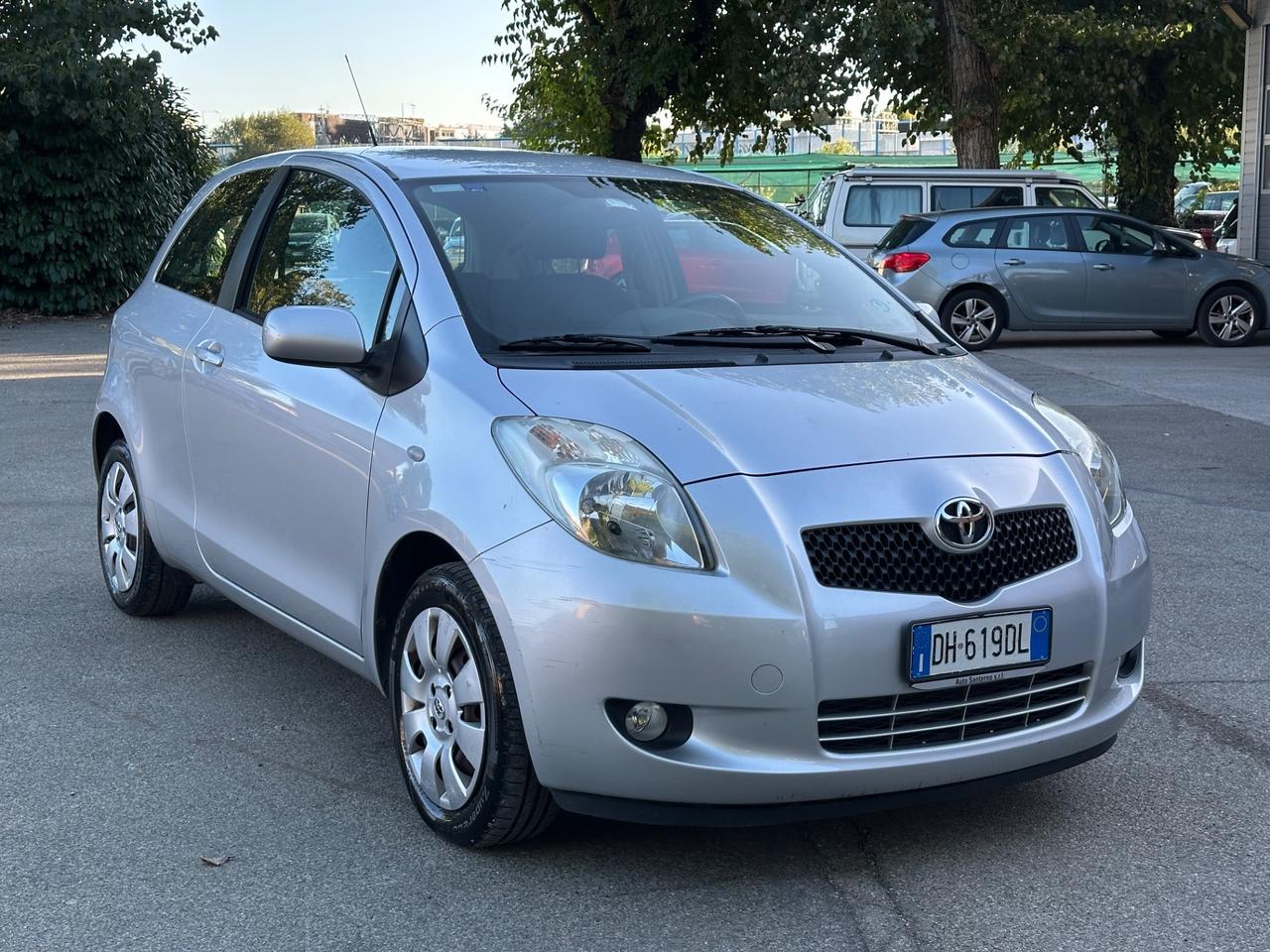 Toyota Yaris 1.3 3 porte Sol