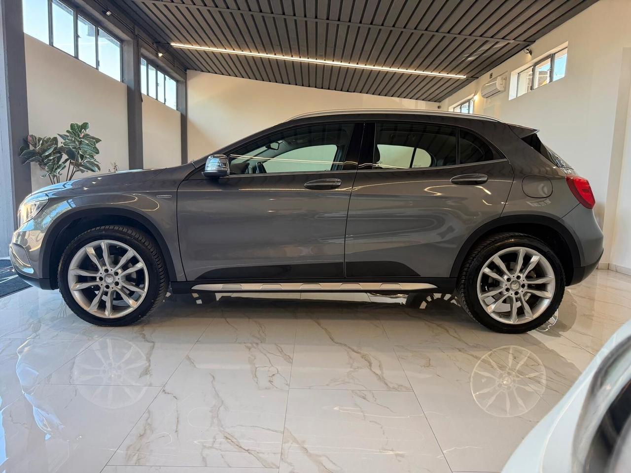 Mercedes-benz GLA 220 Premium auto